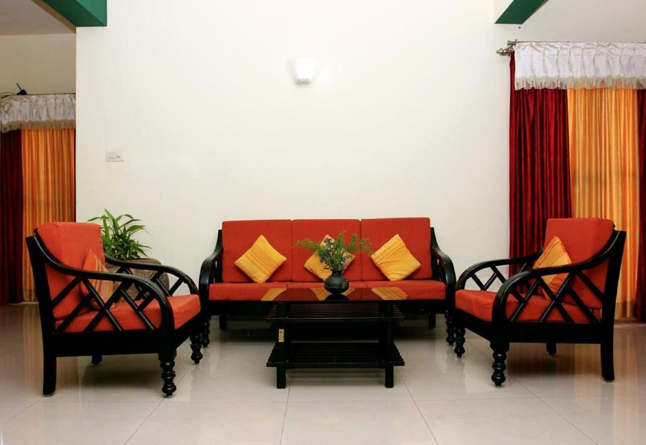The Green Path Eco Hotel Bangalore Exterior photo